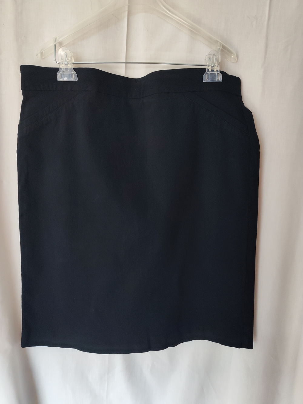 Briggs New York Black Straight Skirt, Size 16